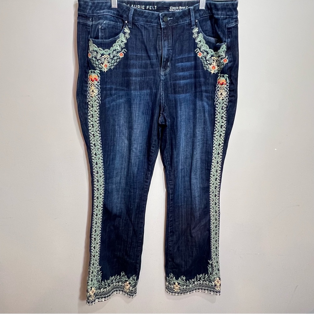 Laurie Felt dark wash embroidered boot cut jeans size 18W